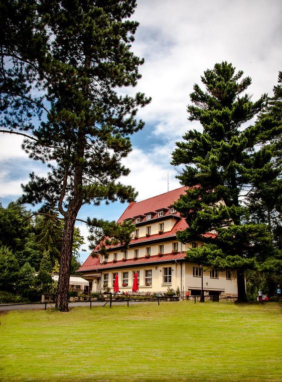 Parkhotel Skalni Mesto Jicin Ngoại thất bức ảnh
