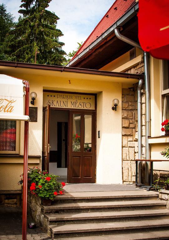Parkhotel Skalni Mesto Jicin Ngoại thất bức ảnh