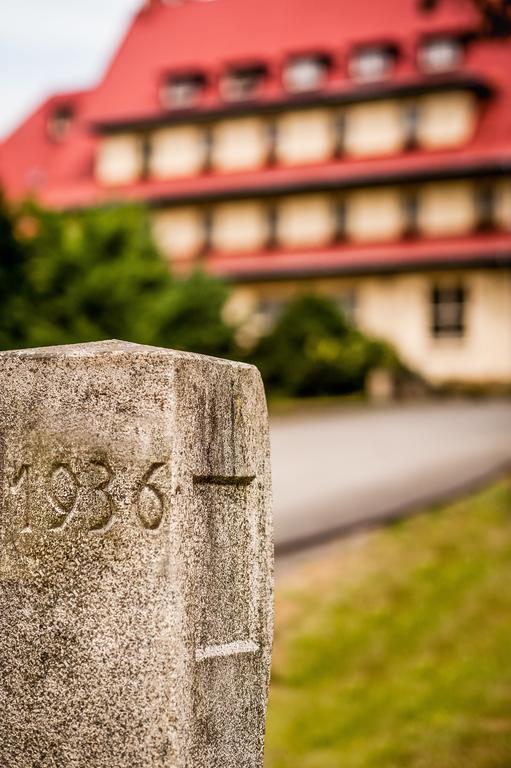 Parkhotel Skalni Mesto Jicin Ngoại thất bức ảnh